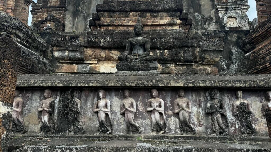 Cycling in Search of the Dawn of Happiness in Sukhothai