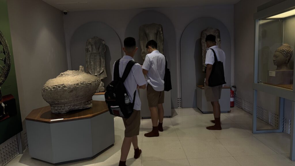 King Narai’s Palace, French Ambition, and Persian Diplomacy in Ayutthaya-Era Lopburi